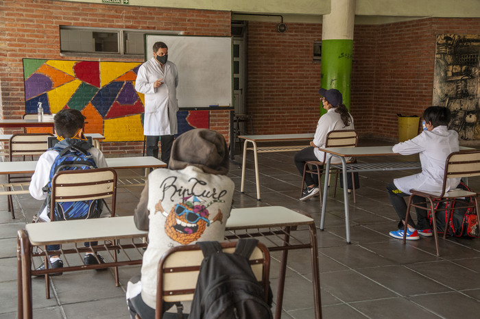 Recomendación para la vuelta a clases presenciales en el contexto de la pandemia por COVID-19